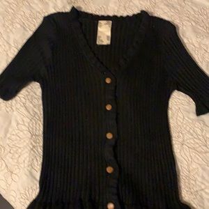 NWOT Stretchy material Blu pepper blouse